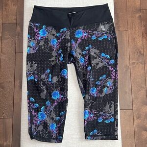 Park Life for Aritzia Black Floral Athletic Capri Leggings